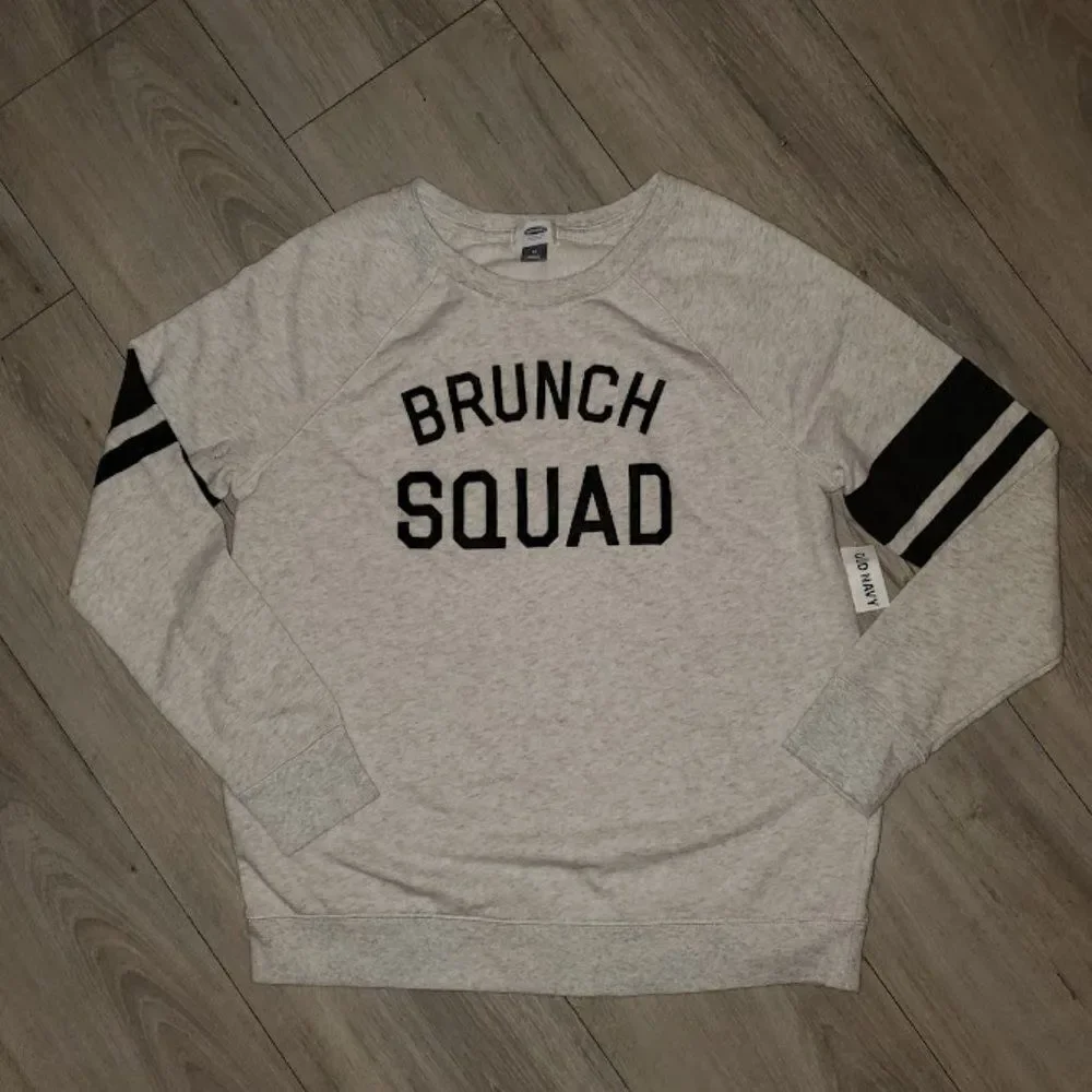 Old Navy girls Gray Long Sleeve Pullover Sweatshirt Size M
